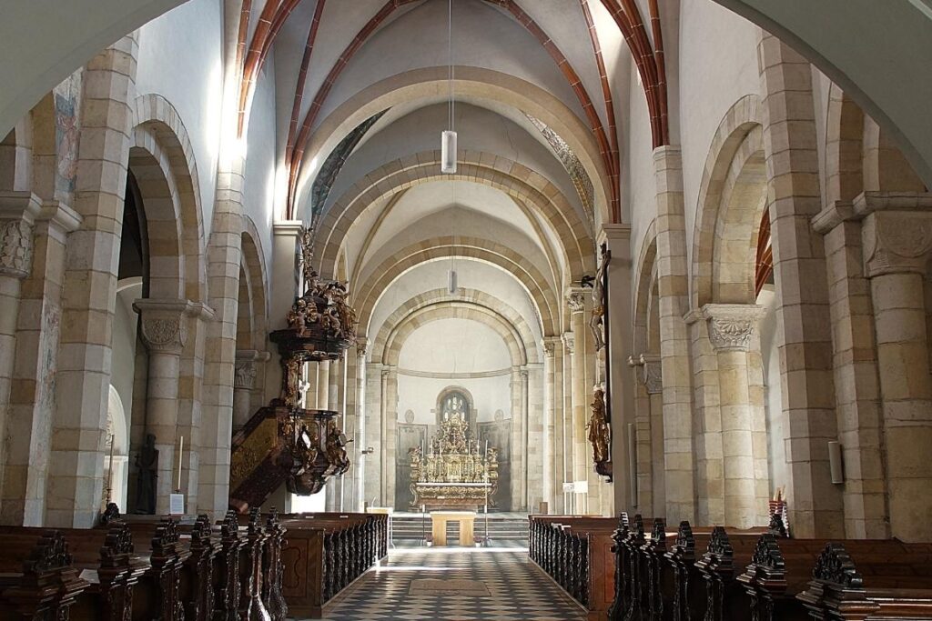 stiftskirche st. paul